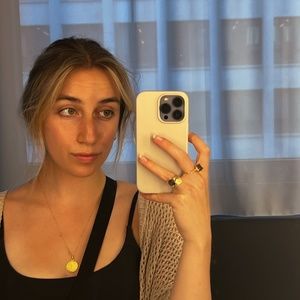 Meet your Posher, Annie